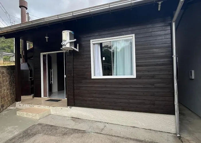 Casa Aconchegante Em Governador Celso Ramos - Nazario